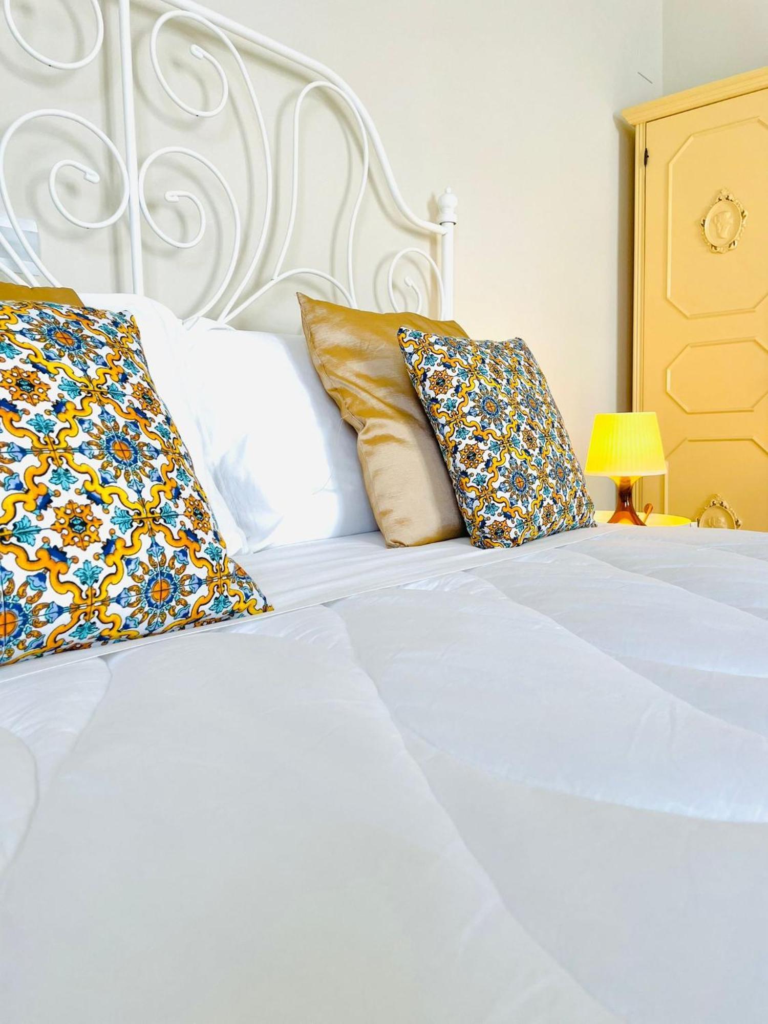 Hotel Casale Di Benedetto Caltagirone Habitación foto